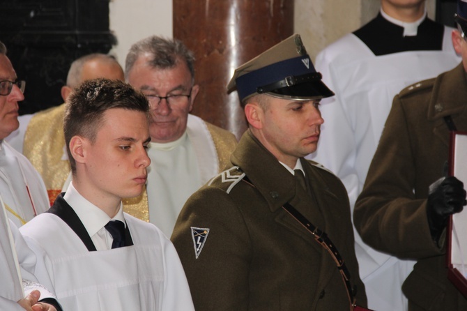 Uroczystości pogrzebowe śp. bp. A. Orszulika - cz.1