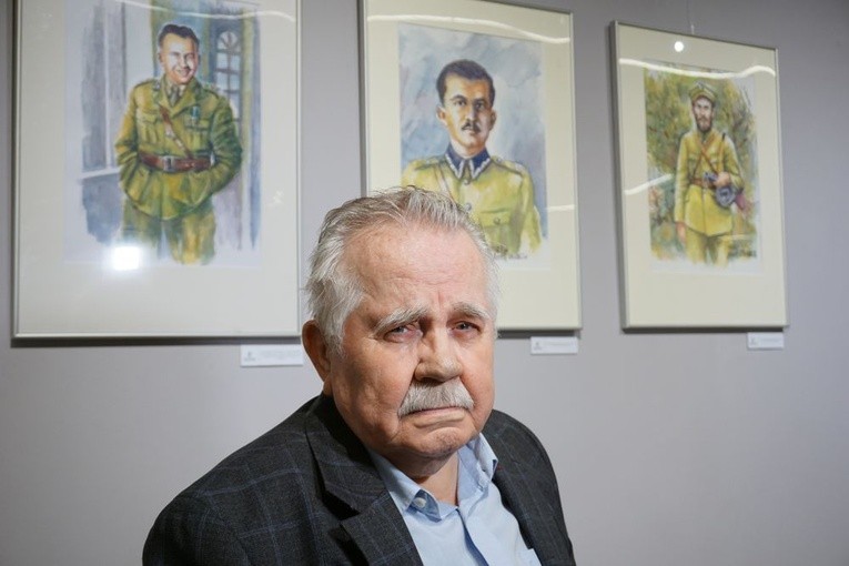 Galeria obrazów Józefa Obacza to ponad 50 portretów żołnierzy wyklętych