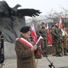 Uroczystości odbywały się przy pomniku Żołnierzy Zrzeszenia Wolności i Niezawisłość "Żołnierze Wyklęci" 