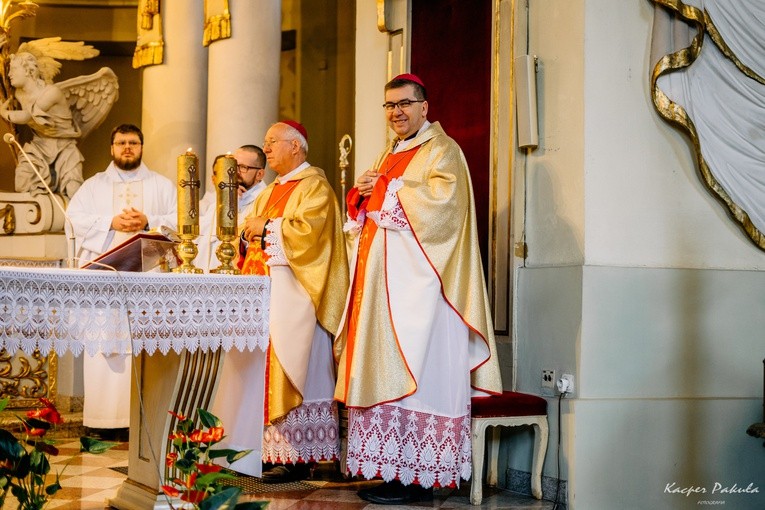 VI Diecezjalny Dzień Kobiet rozpoczął się Eucharystią w kościele św. Jakuba w Skierniewicach