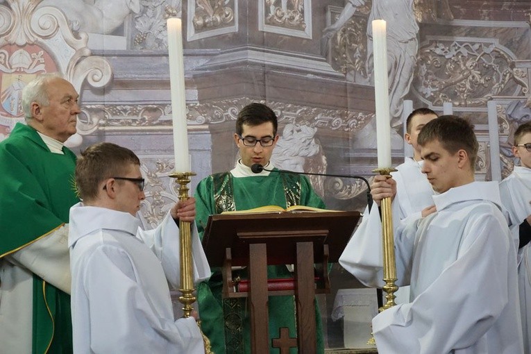 Świdnickie obchody Dnia Pamięci Żołnierzy Wylętych rozpoczęła Msza św. w katedrze