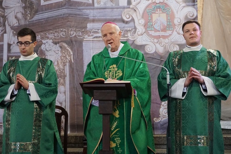 Świdnickie obchody Dnia Pamięci Żołnierzy Wylętych rozpoczęła Msza św. w katedrze