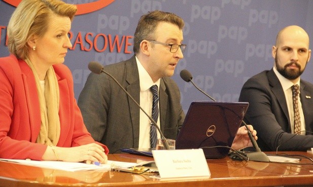 Ruch 4 Marca to sprzeciw rodziców wobec Warszawskiej Karty LGBT+