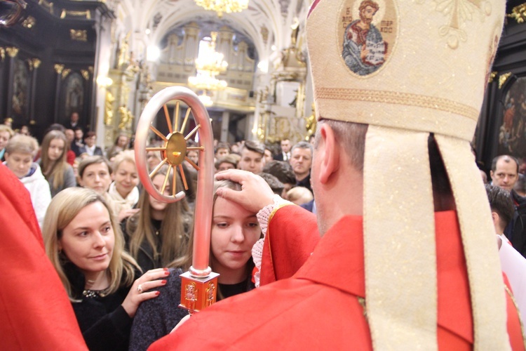 Bierzmowanie w bocheńskiej bazylice - I Msza św.