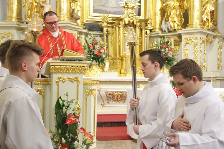 Bierzmowanie w bocheńskiej bazylice - II Msza św. 