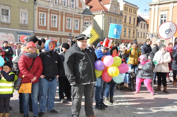 Korowód „Pomoc ma moc” w Opolu