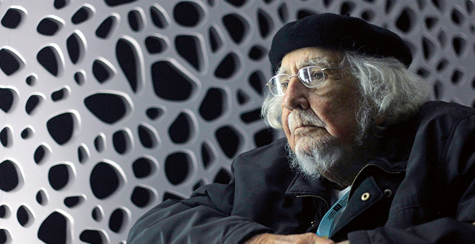 Ks. Ernesto Cardenal od wielu lat nie prowadzi już działalności politycznej.