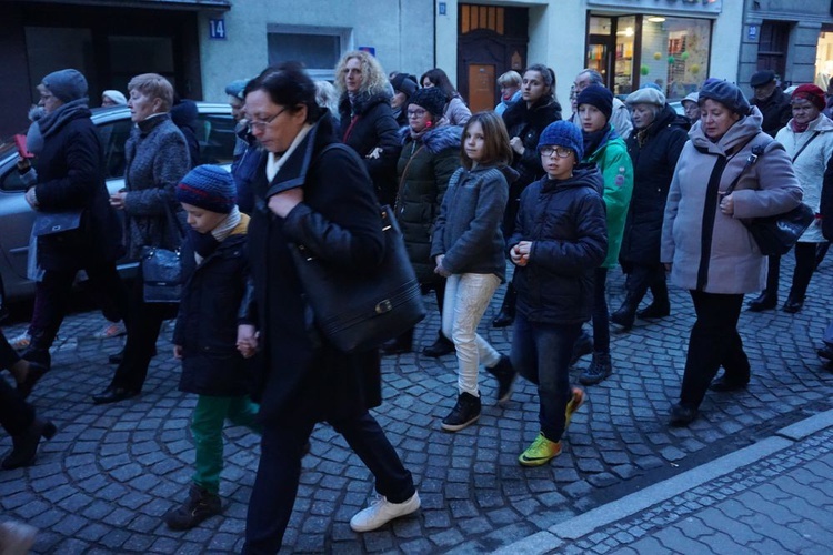 Wielki post rozpoczął się w Świdnicy od procesji pokutnej