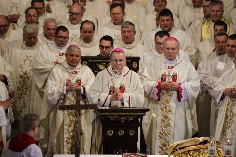 Rozpoczęcie peregrynacji obrazu św. Józefa w bazylice w Kaliszu