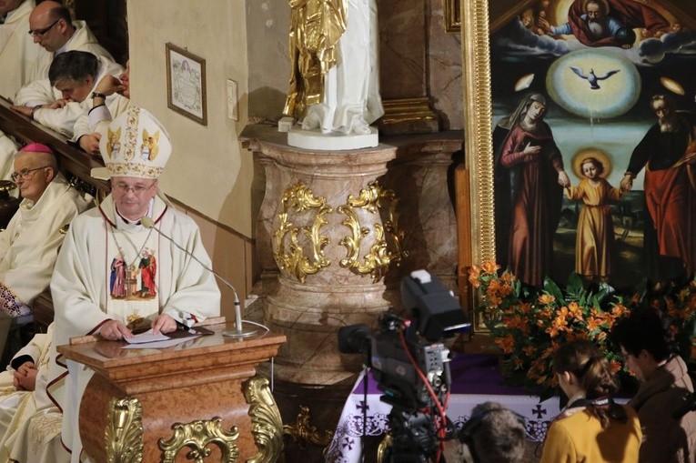 Rozpoczęcie peregrynacji obrazu św. Józefa w bazylice w Kaliszu