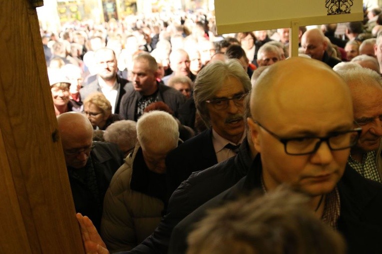 Rozpoczęcie peregrynacji obrazu św. Józefa w bazylice w Kaliszu