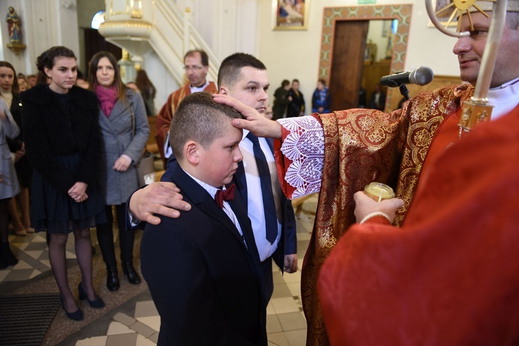 Bierzmowanie w Rzezawie