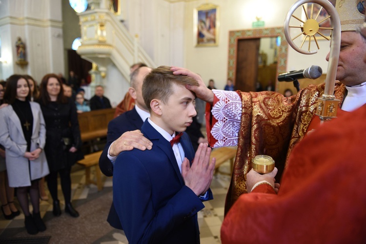 Bierzmowanie w Rzezawie