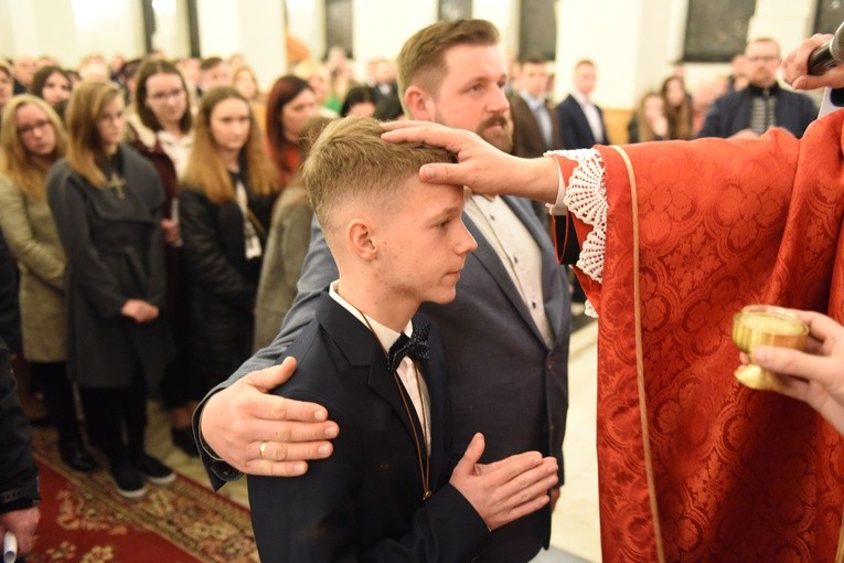 Bierzmowanie u św. Jana Nepomucena w Bochni