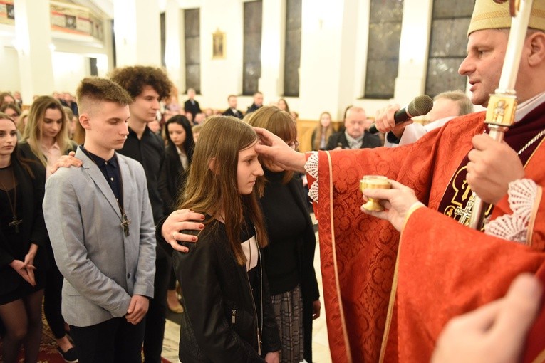 Bierzmowanie u św. Jana Nepomucena w Bochni