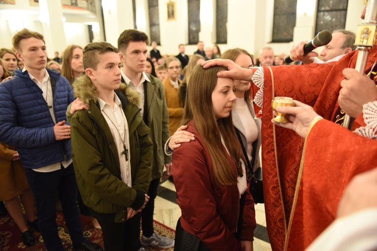 Bierzmowanie u św. Jana Nepomucena w Bochni