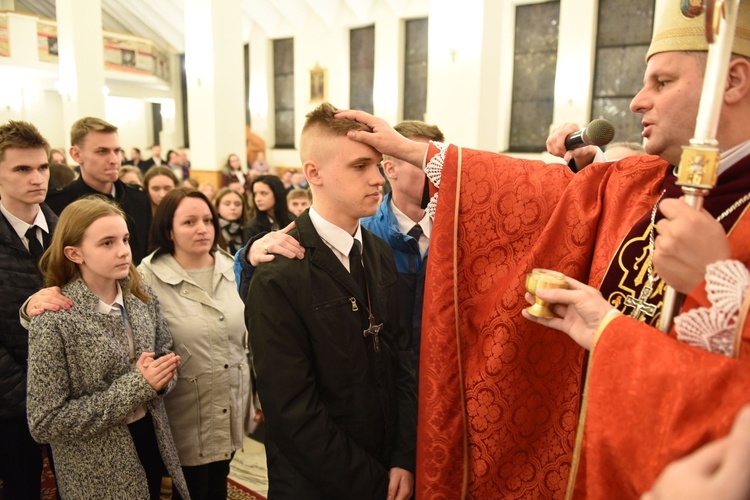 Bierzmowanie u św. Jana Nepomucena w Bochni