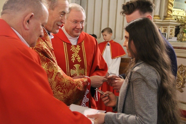 Bierzmowanie w Luszowicach