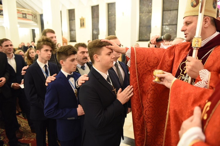 Bierzmowanie u św. Jana Nepomucena w Bochni