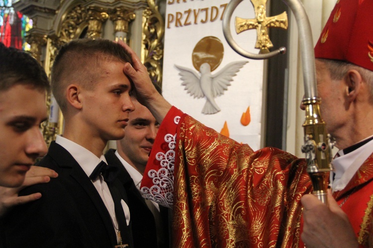 Bierzmowanie w Luszowicach