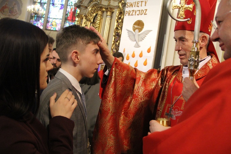 Bierzmowanie w Luszowicach