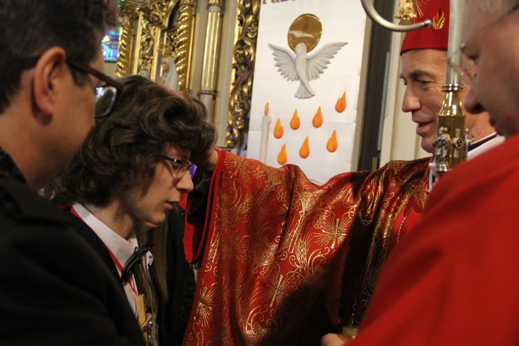 Bierzmowanie w Luszowicach