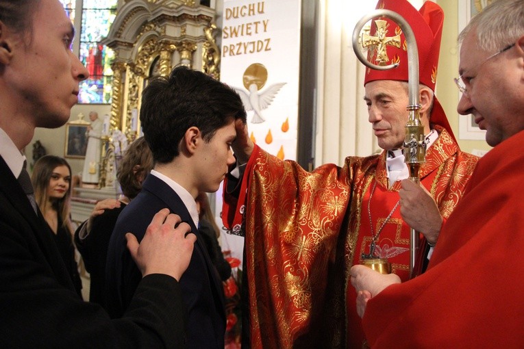 Bierzmowanie w Luszowicach