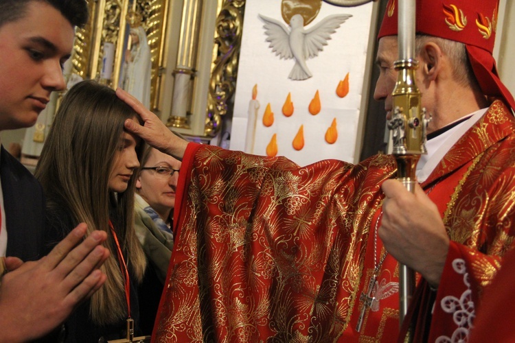 Bierzmowanie w Luszowicach