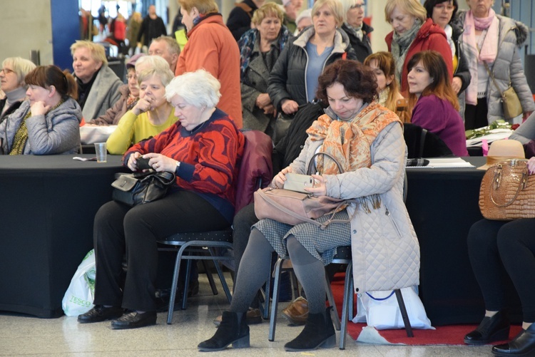 Dzień Kobiet z Łódzką Koleją Aglomeracyjną 