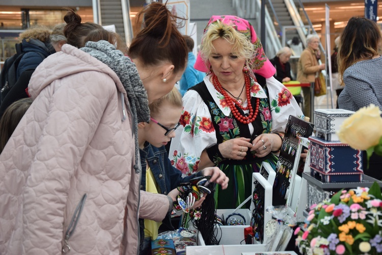 Dzień Kobiet z Łódzką Koleją Aglomeracyjną 