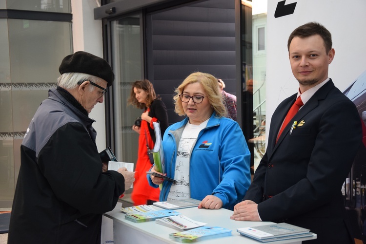 Dzień Kobiet z Łódzką Koleją Aglomeracyjną 