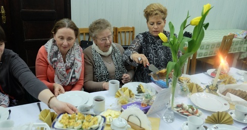 Spotkanie pań w Dniu Kobiet