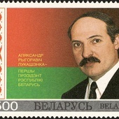 Białoruski znaczek pocztowy z wizerunkiem prezydenta Alaksandra Łukaszenki, 1996 rok.