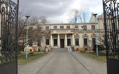 Gmach Biblioteki Głównej przy ul. Piłsudskiego w Radomiu