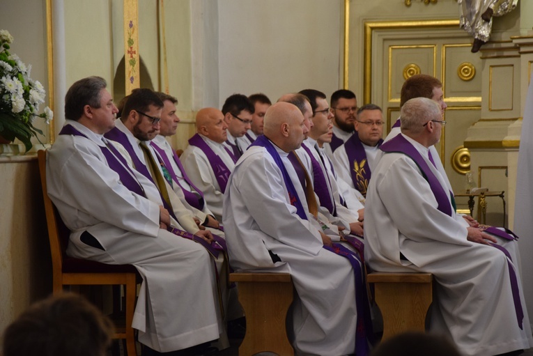 XV Grand Prix Diecezji Łowickiej LSO w Piłce Nożnej Halowej o Puchar Biskupa Łowickiego - cz. 1