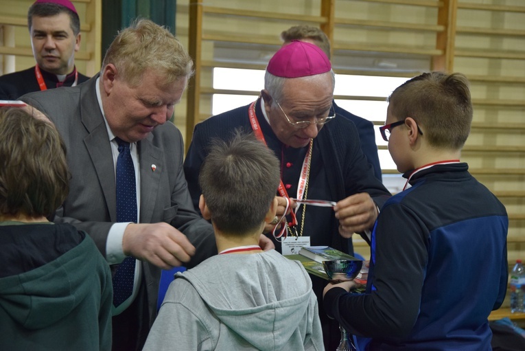XV Grand Prix Diecezji Łowickiej LSO w Piłce Nożnej Halowej o Puchar Biskupa Łowickiego - cz. 2