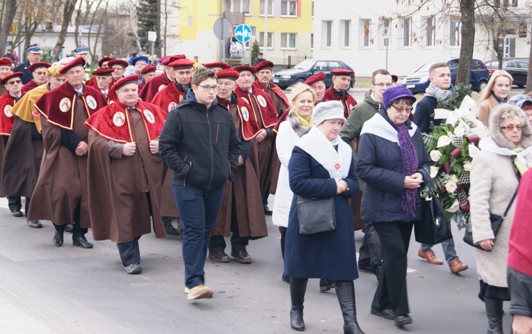 Ostatnie pożegnanie dobrego kapłana 