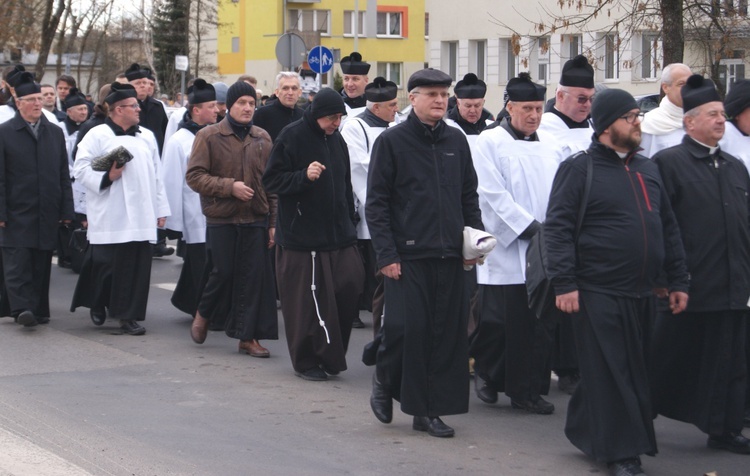 Ostatnie pożegnanie dobrego kapłana 