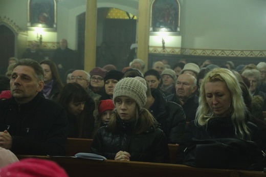 Poświęcenie ołtarza w Mokrem