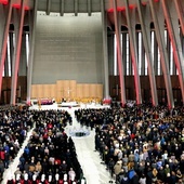 Warszawa: Uroczysta Msza za papieża Franciszka 