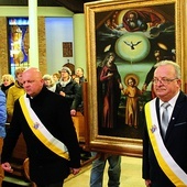 ▲	Pierwszego dnia obraz dotarł do parafii pw. NMP Królowej Polski w Głogowie.