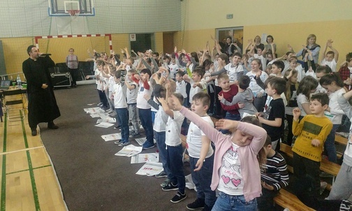 Rekolekcje z księdzem raperem 