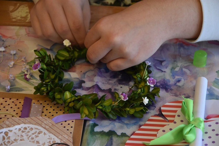 Katecheza z przygotowaniem świątecznych kartek