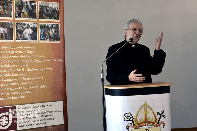 Konkurs misyjny o życiu o. Mariana Żelazka