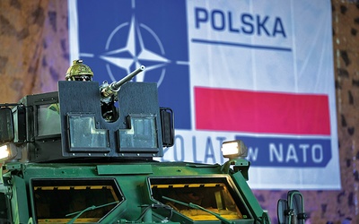 Piknik wojskowy  „20 lat Polski w NATO” zorganizowany  w 23. Bazie Lotnictwa Taktycznego w Mińsku Mazowieckim.