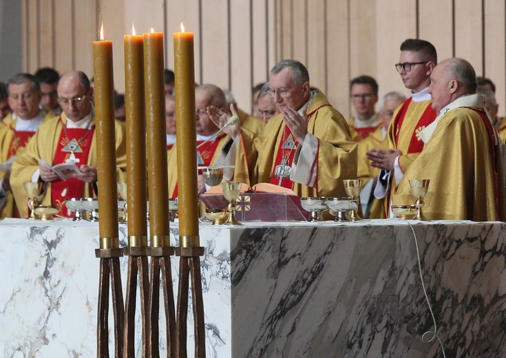 Świeca Niepodległości dla papieża Franciszka