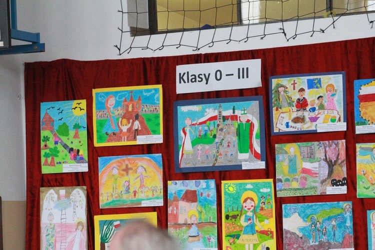 Karolino świeć nam przykładem