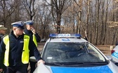 Piłkarze Piasta Gliwice z policjantami patrolują drogi