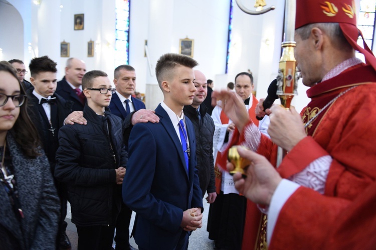 Bierzmowanie w kościele bł. Karoliny w Tarnowie