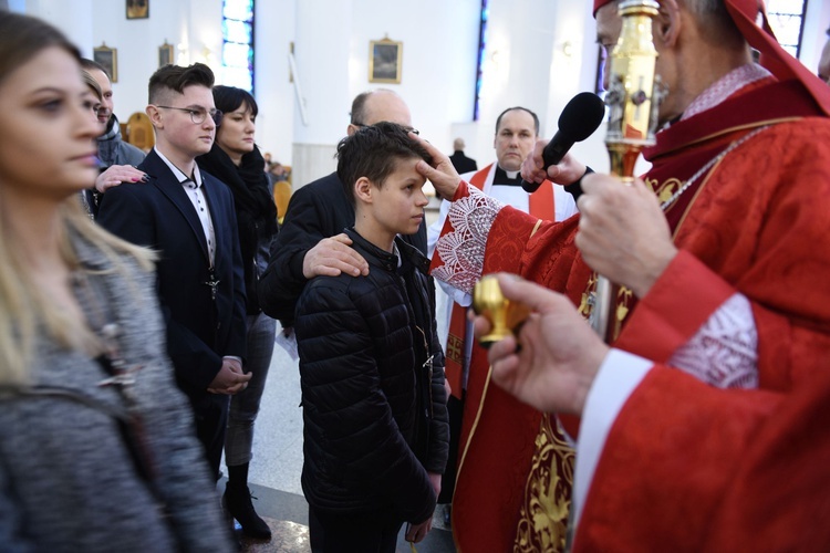 Bierzmowanie w kościele bł. Karoliny w Tarnowie